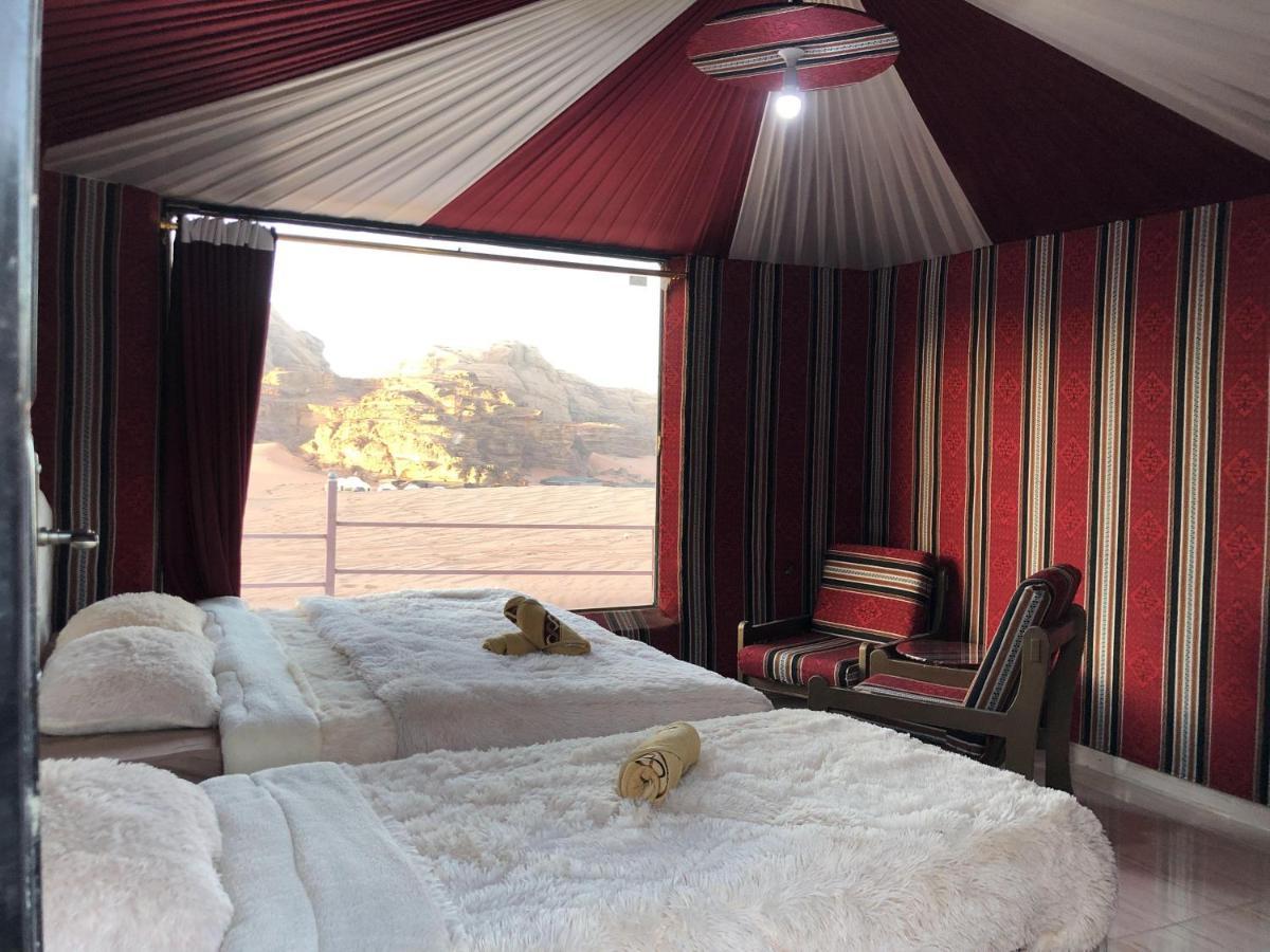Desert Island Camp Wadi Rum Esterno foto
