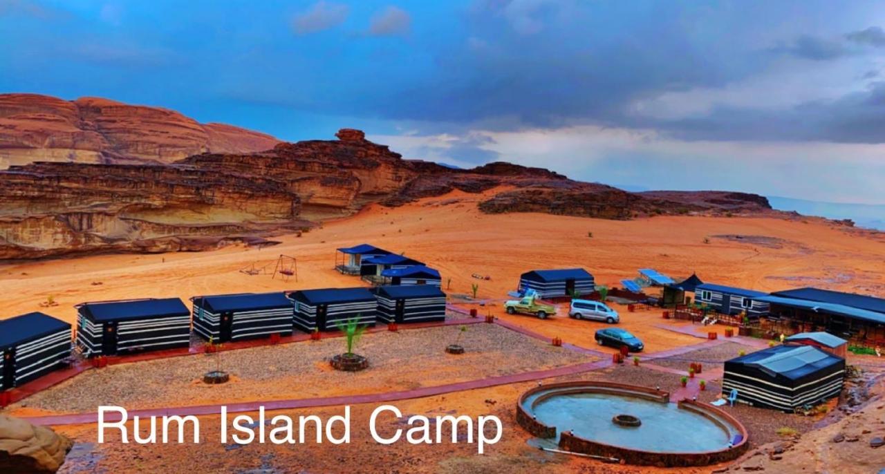 Desert Island Camp Wadi Rum Esterno foto