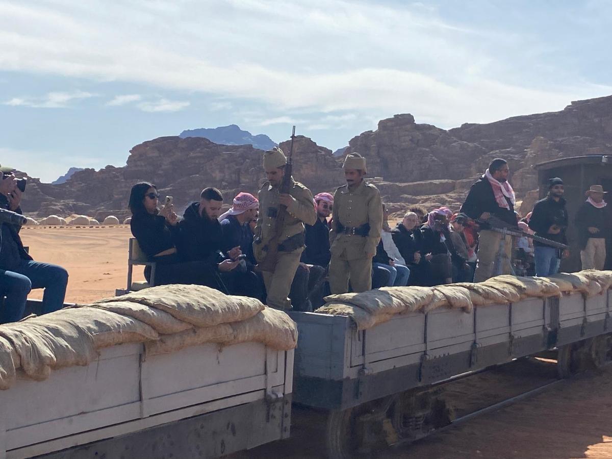 Desert Island Camp Wadi Rum Esterno foto