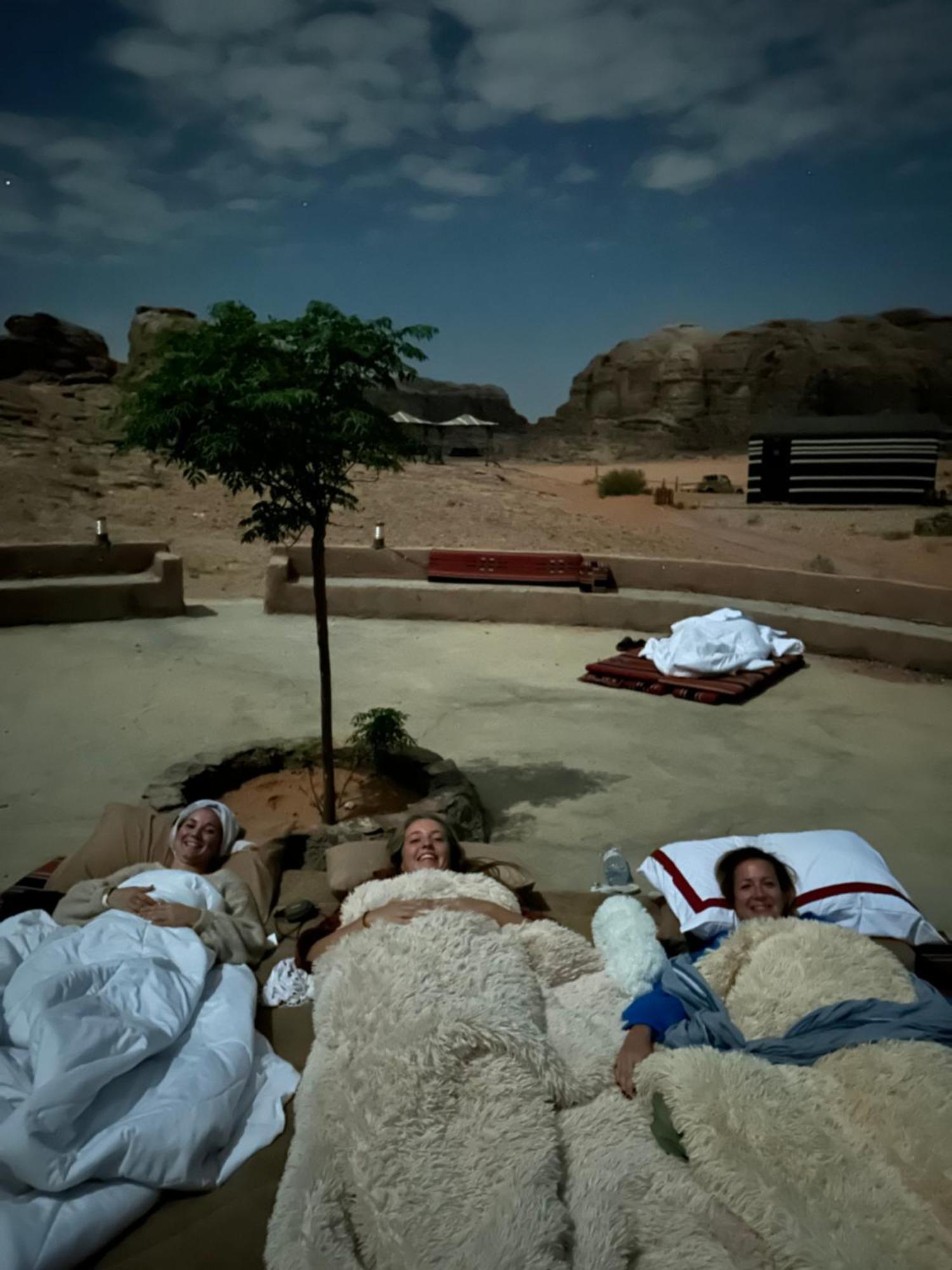 Desert Island Camp Wadi Rum Esterno foto